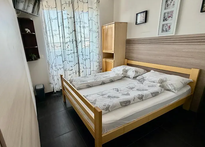 Hostel Moving